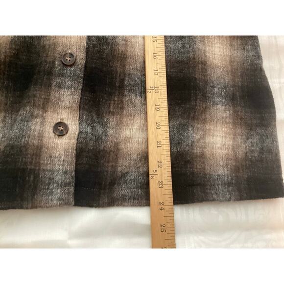 Melloday Plaid Button Front shacket 4 Pockets L brown - Picture 8 of 9